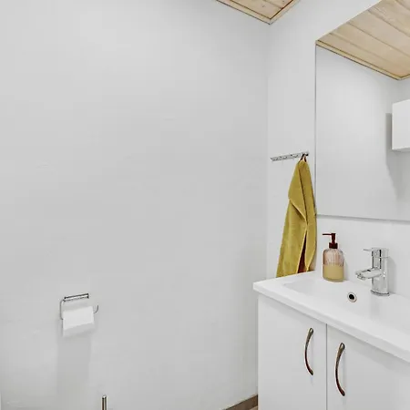בית נופש Stunning In With Indoor Swimming Pool *